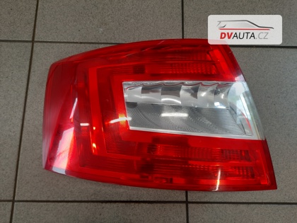 Levé zadní světlo na škoda Octavia III sedan